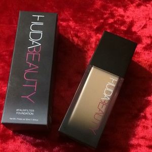 Huda beauty #faux filter foundation